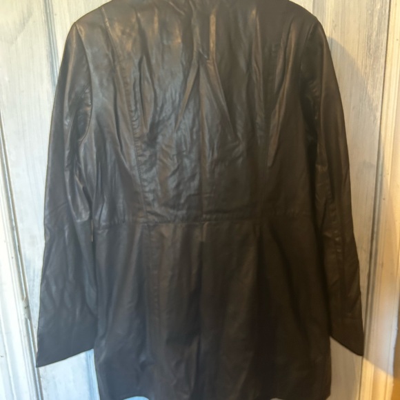 Danier black leather jacket - women’s XL - Picture 3 of 10